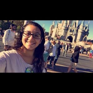 Meet your Posher, Stephanie